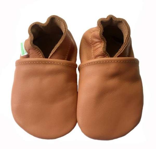 Hopi hop barefoot CAPACKY HNEDE